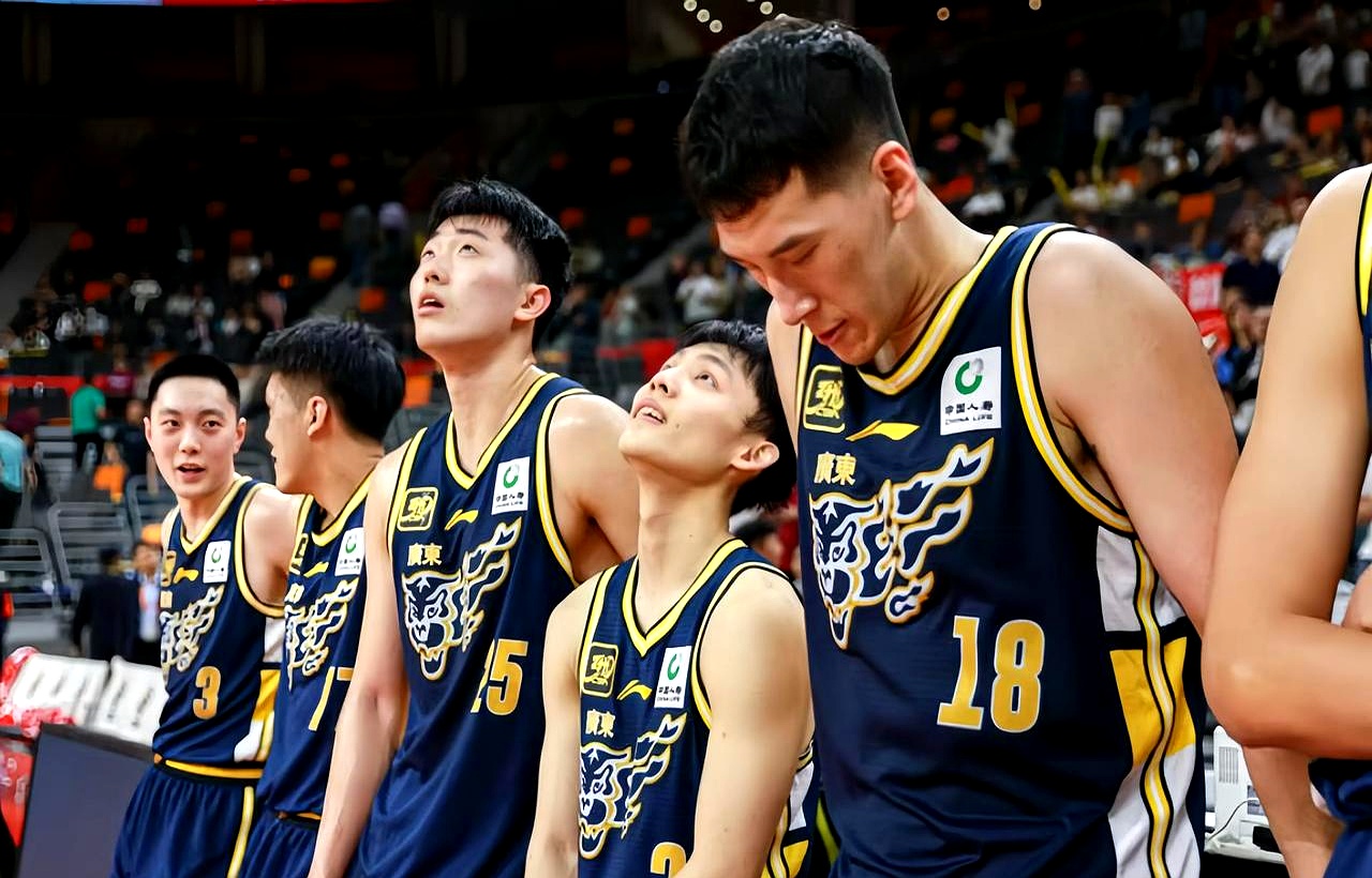 关于赛后波尔图调整名单以备CBA常规赛；远射贴柱环节打磨；引发热议；控场能力受关注的信息-开云电竞